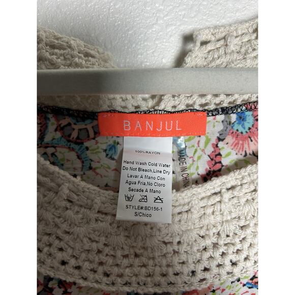 Banjul Multicolor Cream Floral Rayon Lightweight Paisley Tunic Top Size S - Picture 2 of 5